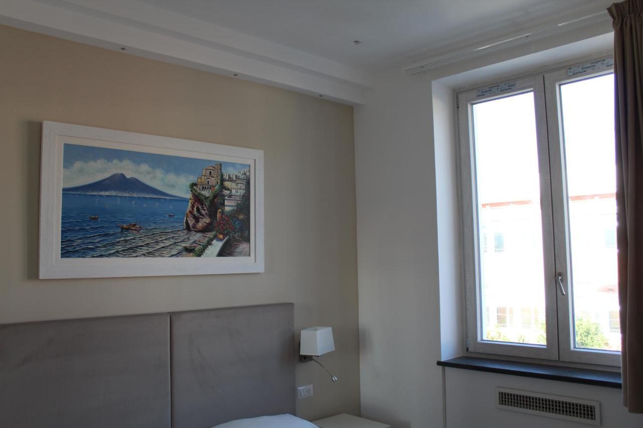 Villa Emanuel White Соренто Екстериор снимка