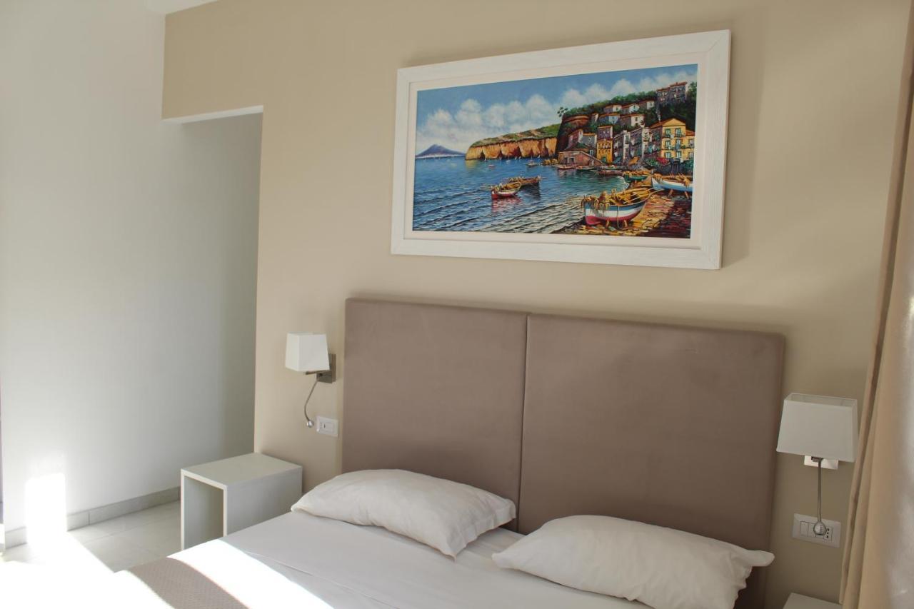 Villa Emanuel White Соренто Екстериор снимка