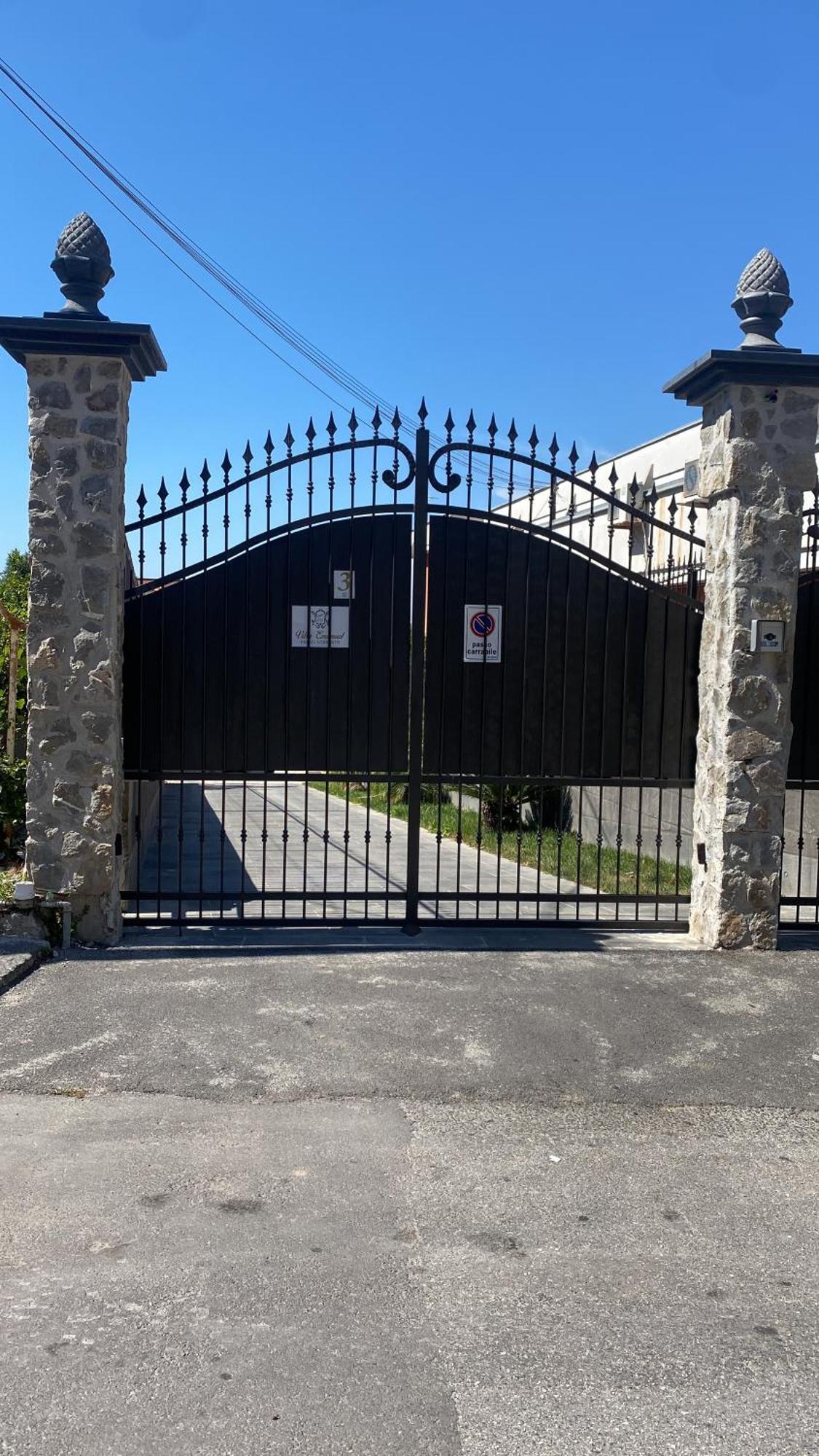 Villa Emanuel White Соренто Екстериор снимка