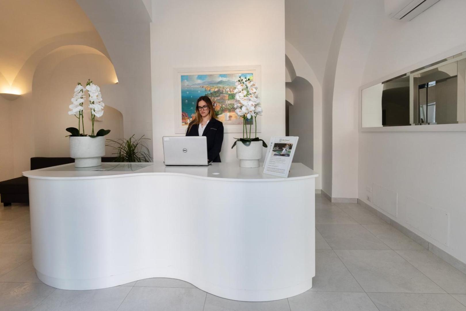 Villa Emanuel White Соренто Екстериор снимка