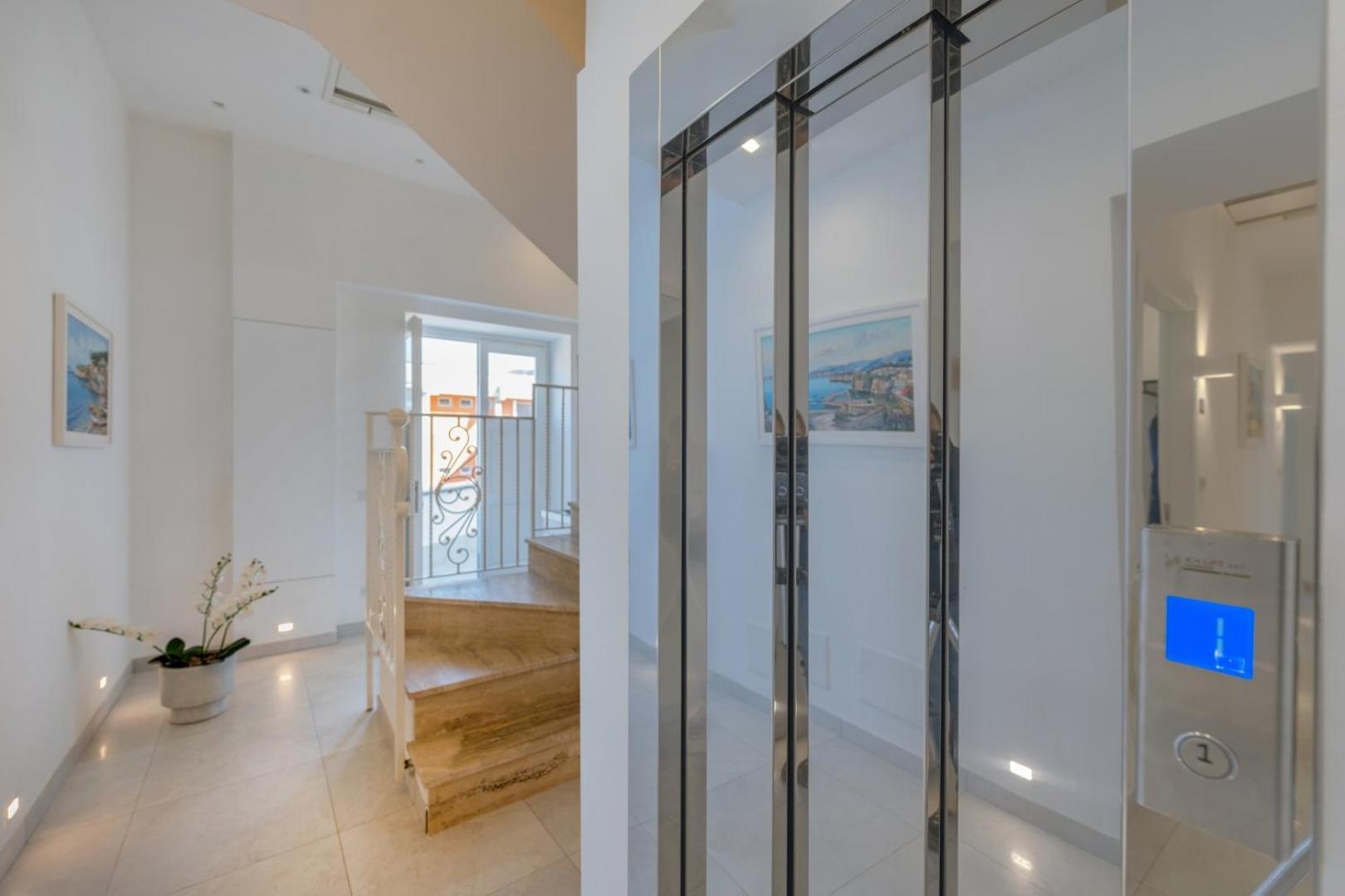 Villa Emanuel White Соренто Екстериор снимка